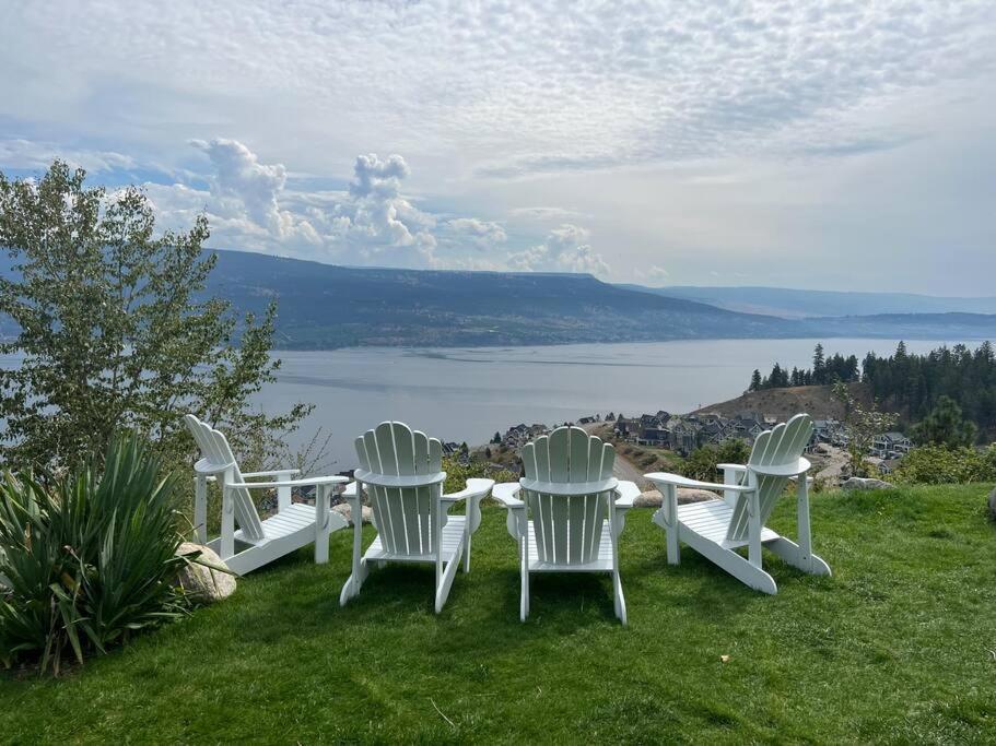 Jasmine Cottage Kelowna Exterior foto