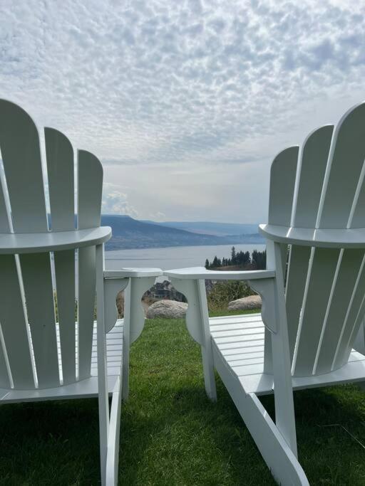 Jasmine Cottage Kelowna Exterior foto